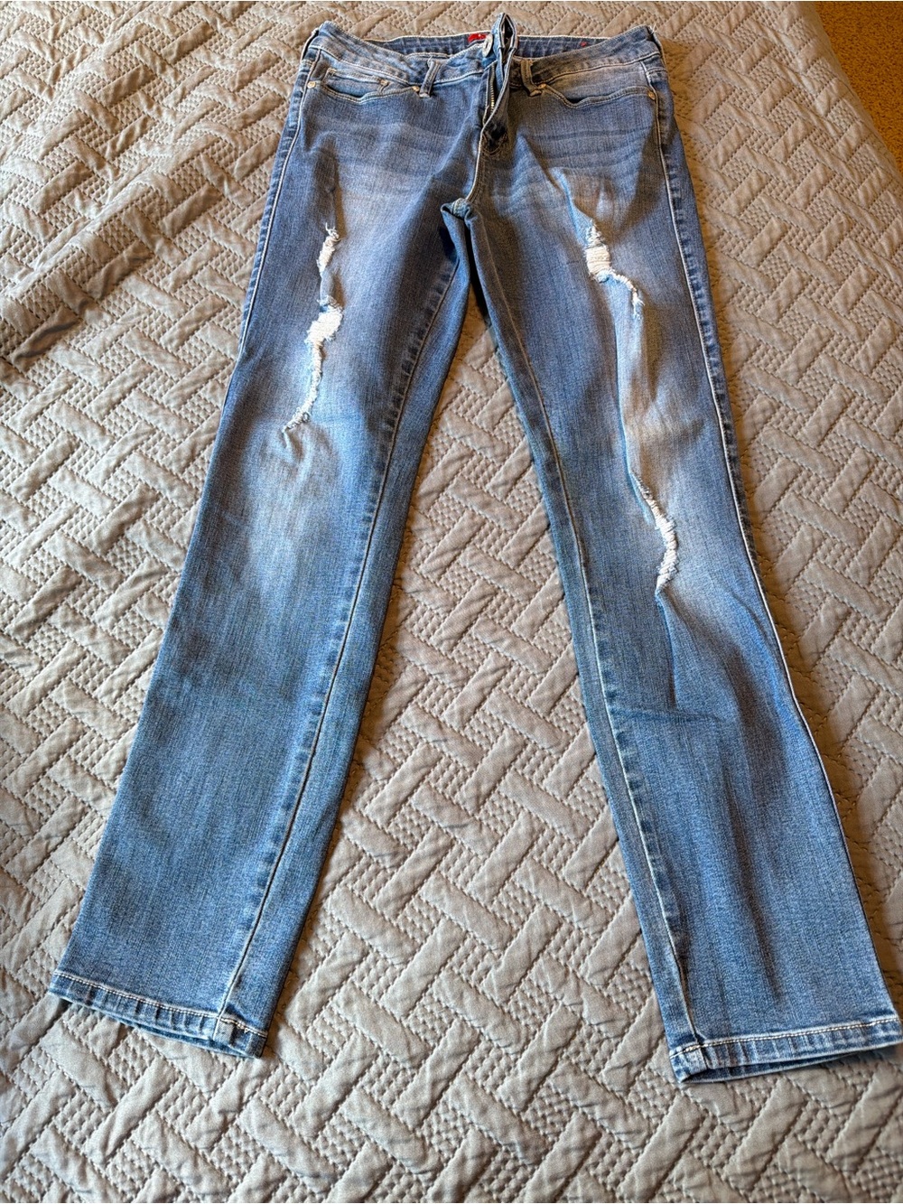 Women’s Distressed Blue Denim Jeans